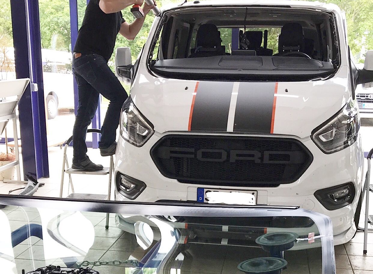 autoglas-service lachen